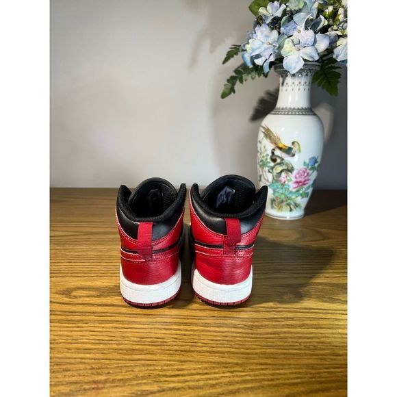 "Banned" Air Jordan | black and red| Size 13C - Picture 3 of 5